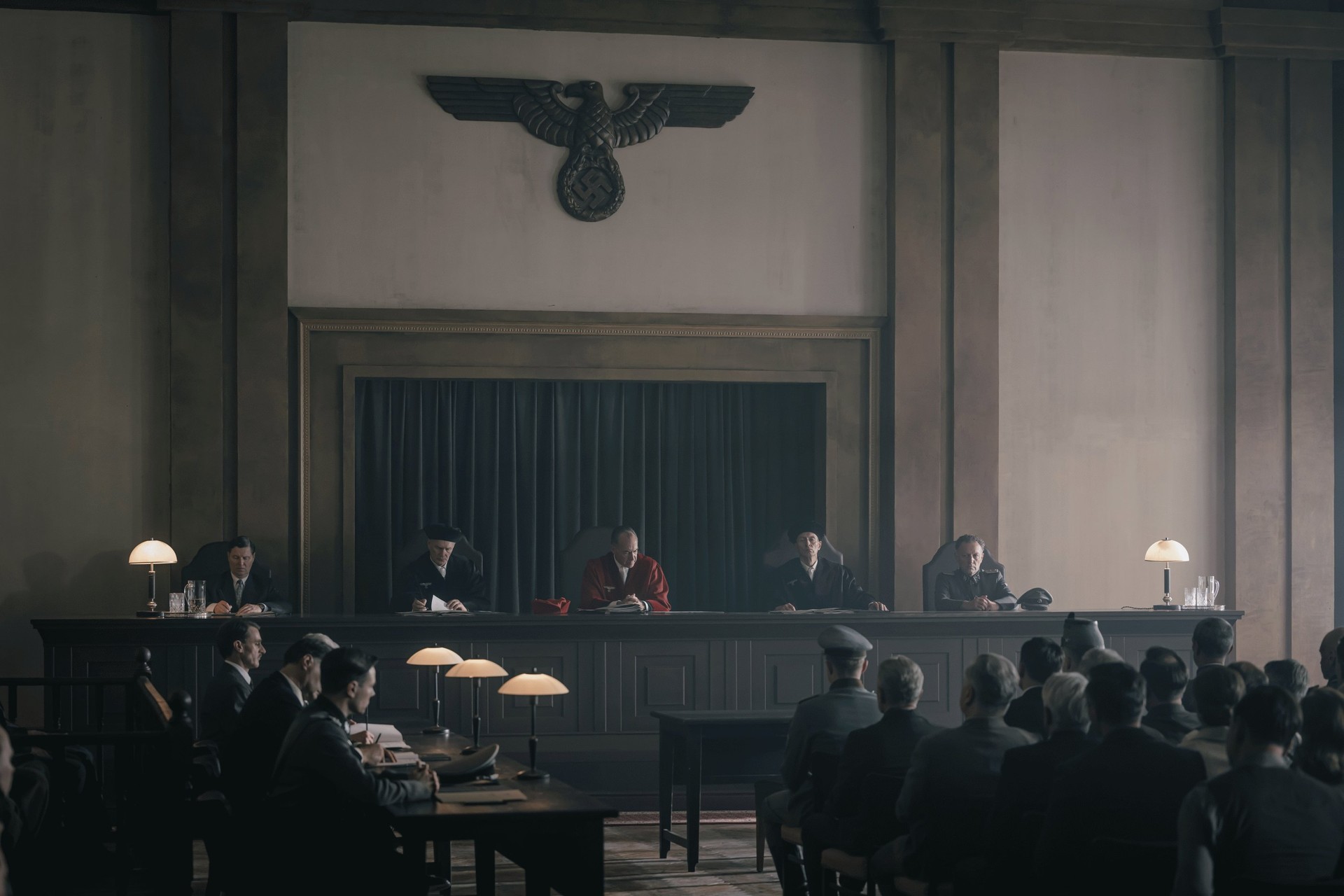 Bilder aus Wahrheit & Verrat - Truth & Treason