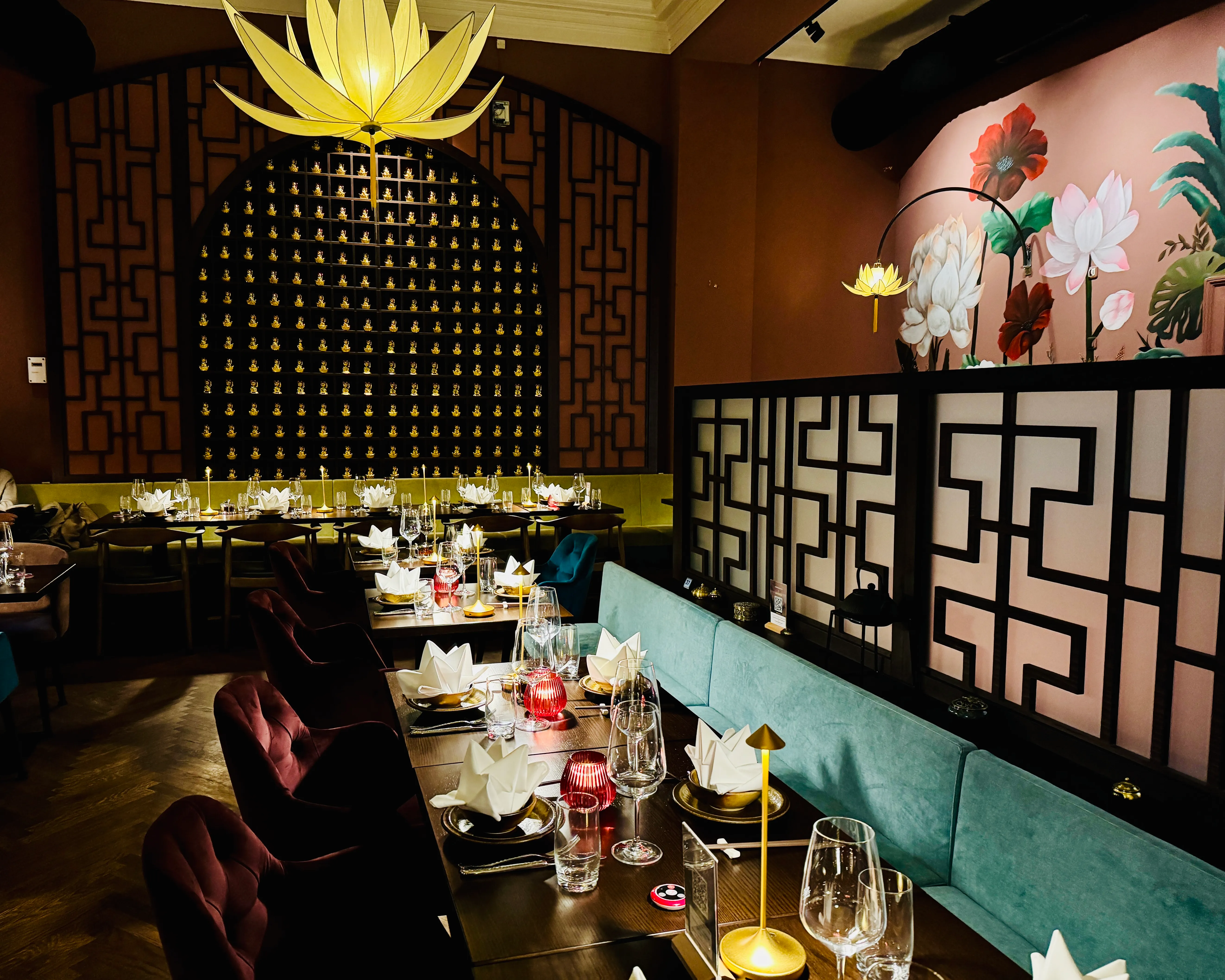 Restaurant Doan: Unter Lotusblüten