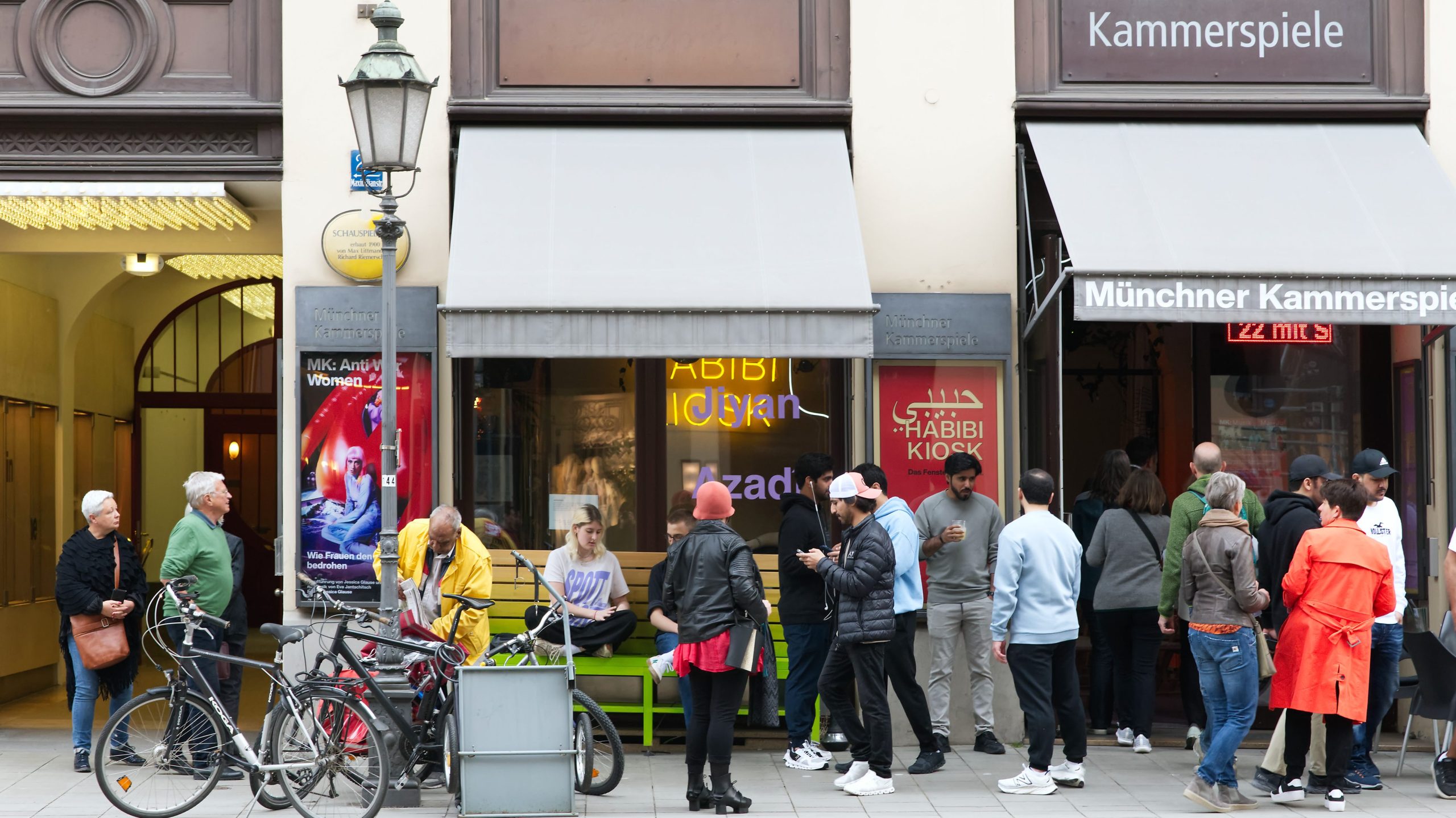 Münchner Kammerspiele: Habibi Kiosk