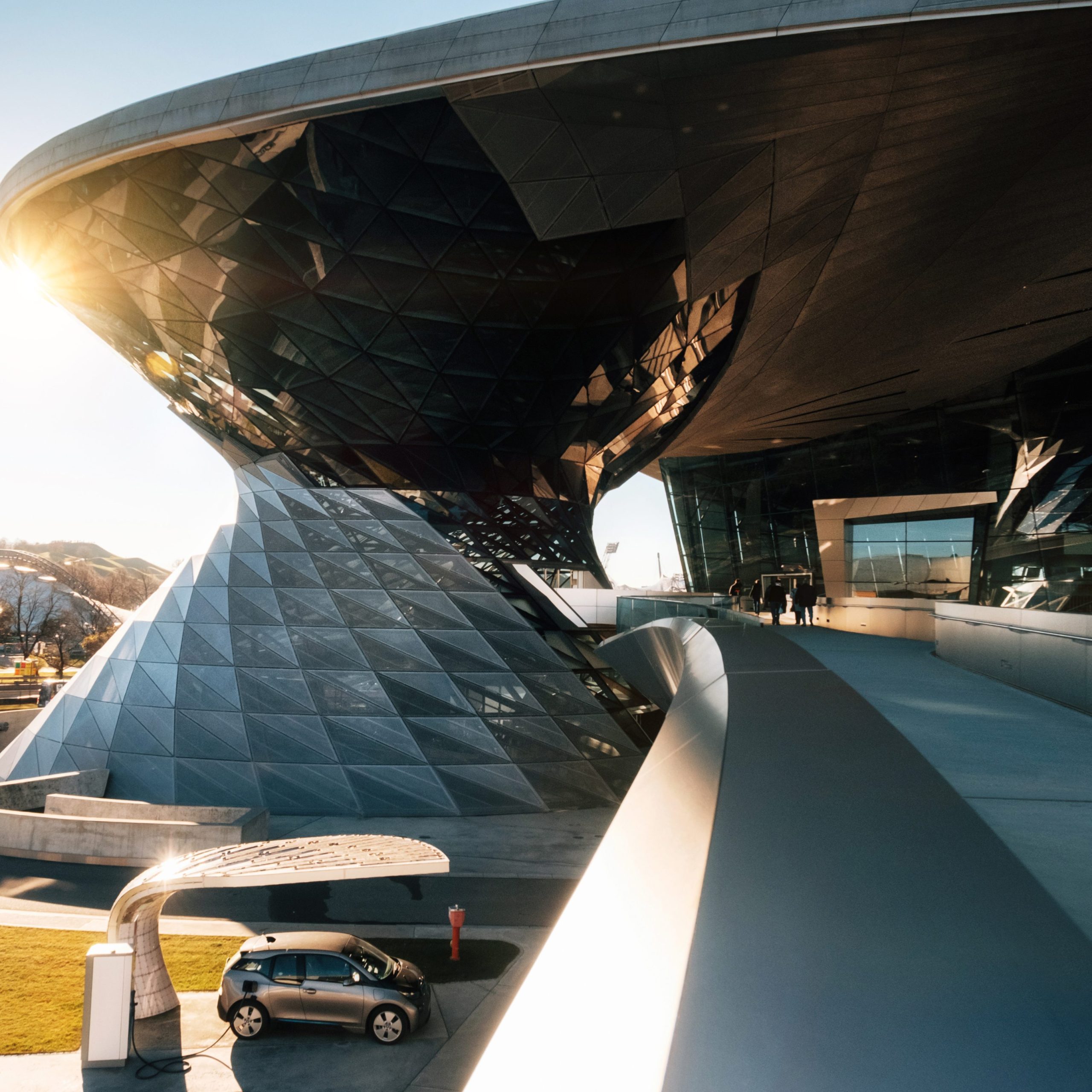 BMW Welt - IN München - Das Stadtmagazin Museum München Sonntag / Museen München Sonntag: BMW Welt