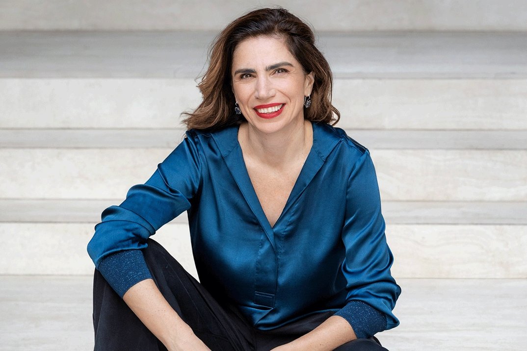 Dana Grigorcea „Tanzende Frau, blauer Hahn“