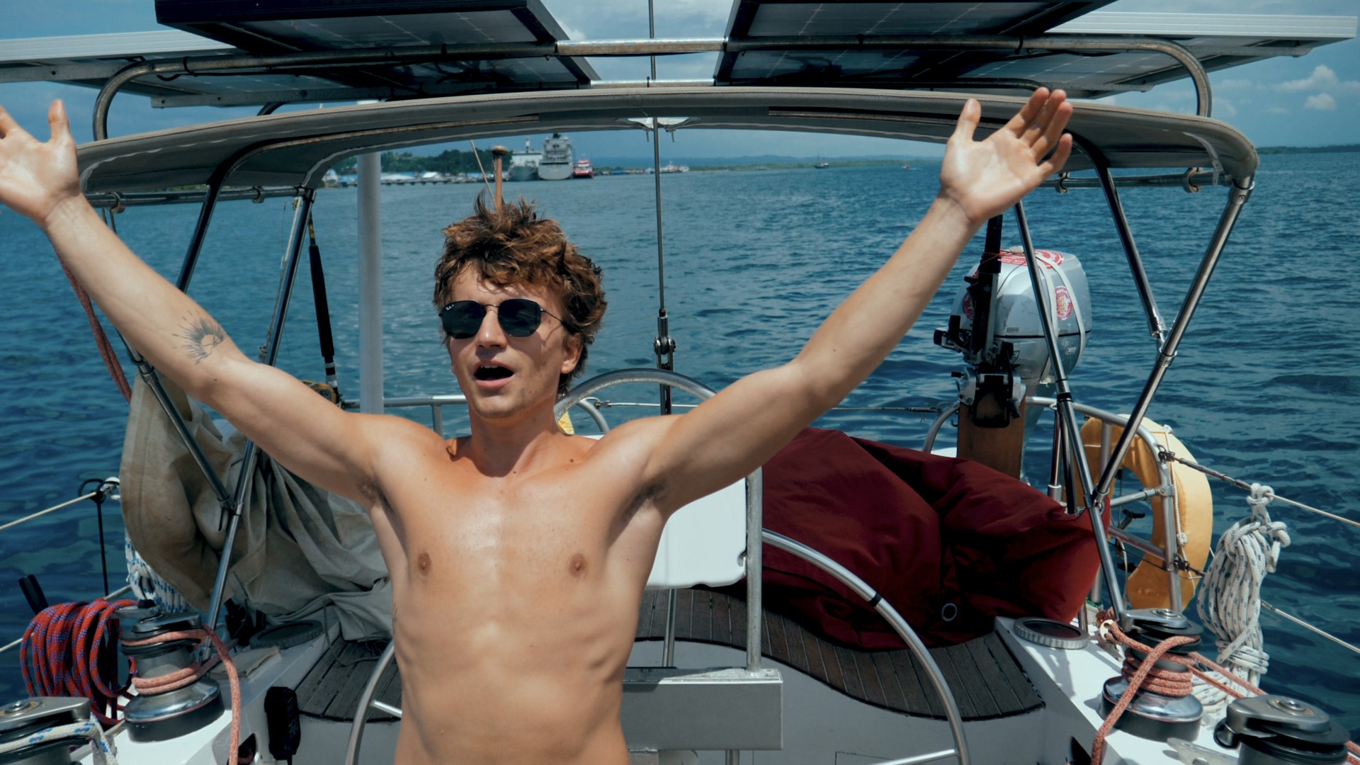 Bilder aus Segeljungs - Mit Null Ahnung um die Welt