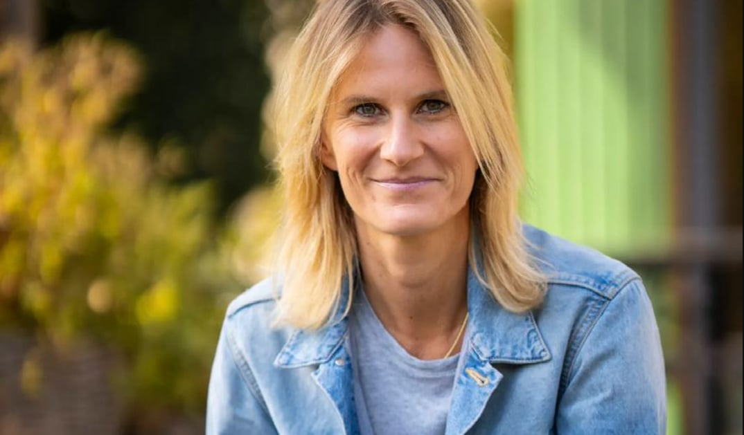 Lucy van Kuhl & Es-Chord-Band – Geschickt verpackt