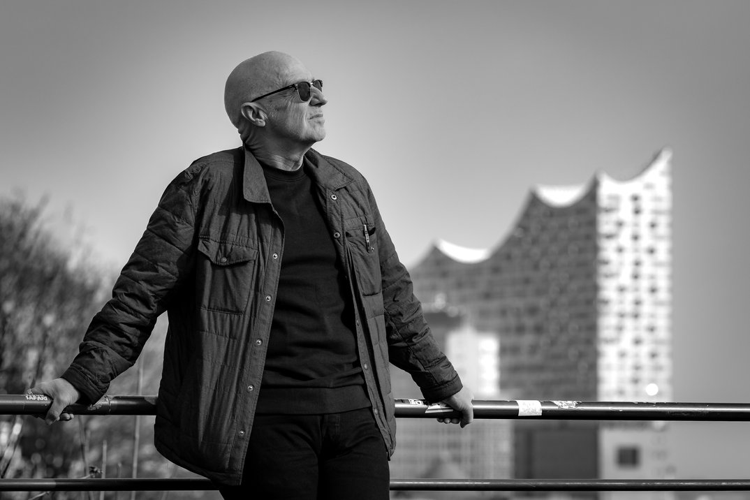 Midge Ure & Band Electronica