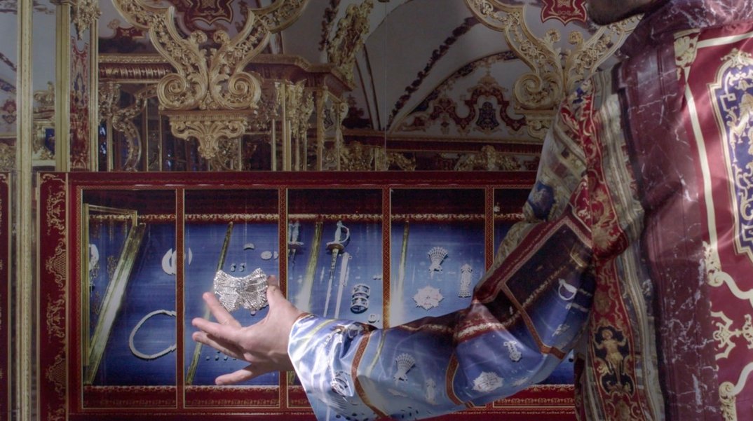 Charlotte Eifler. Troubled Fantômes