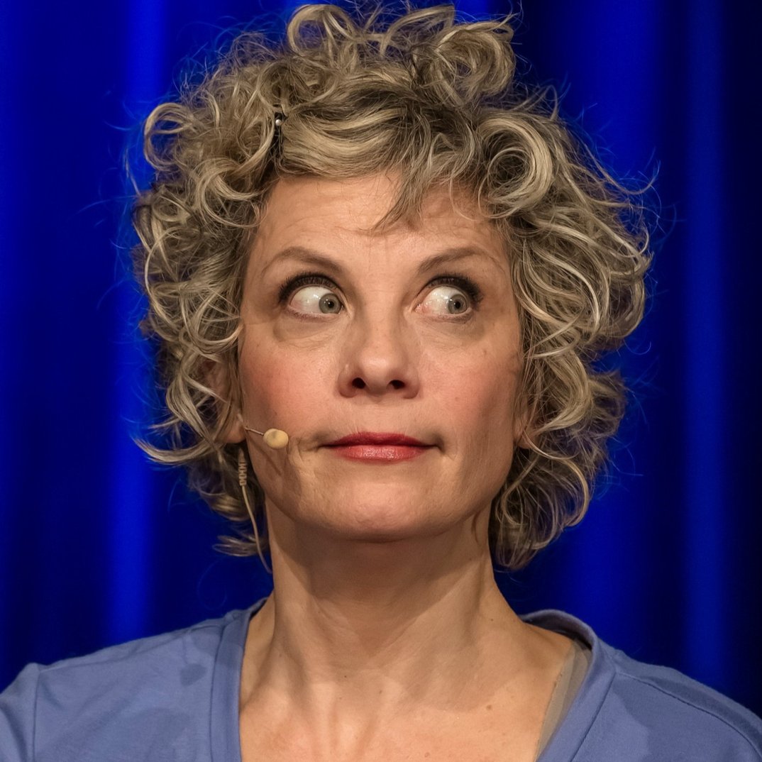 Anna Schäfer – Schlafende Hunde