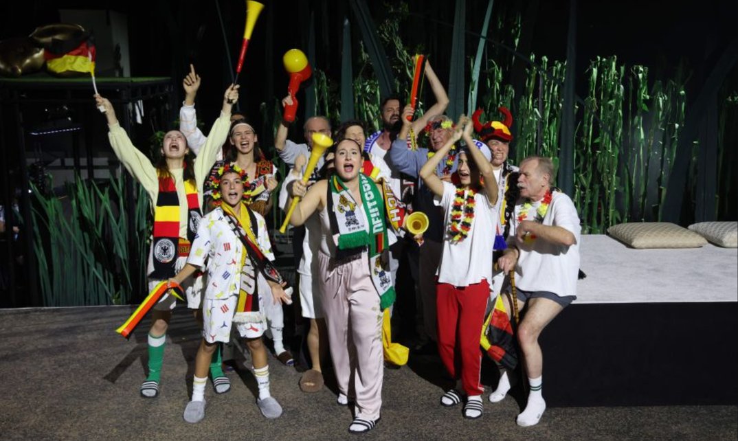 Radikal jung: Der Zauberer von Öz – Eine Fussballtragödie