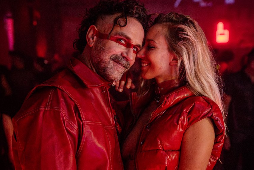 Kinky Galore Exhibition im Lorand Lajos Showroom