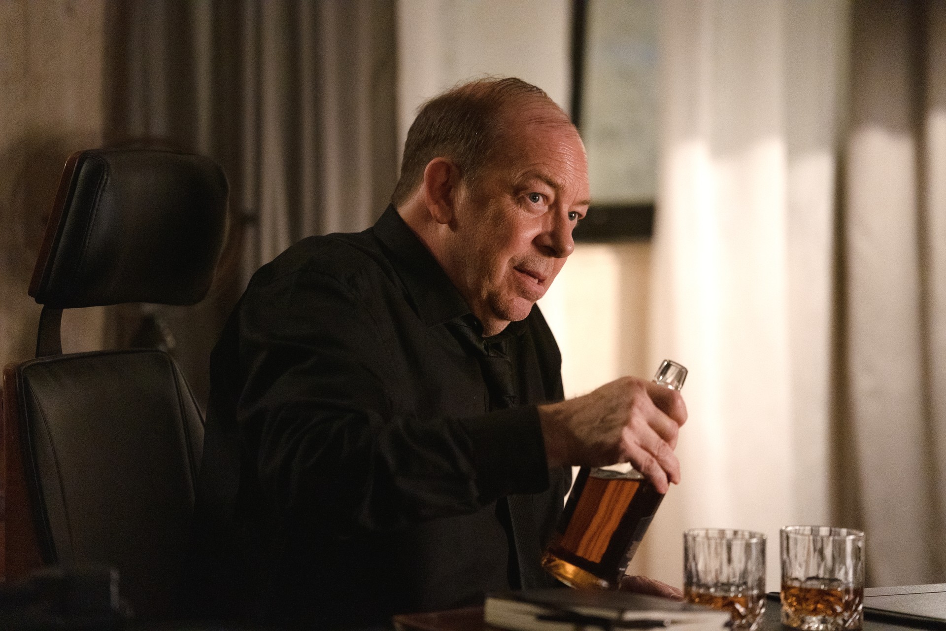 dd80d43-p-312872-print7.jpg - IN München - Das Stadtmagazin Bilder aus How to Make a Killing - Todsicheres Erbe