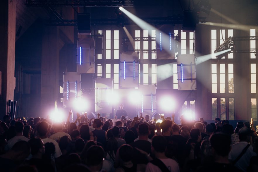 Silo West × Rote Sonne am 18.04. im Bergson