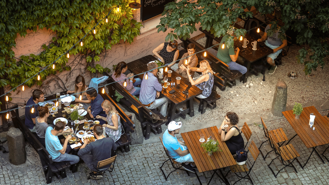 Vatertagsgrillen im Wirtsgarten