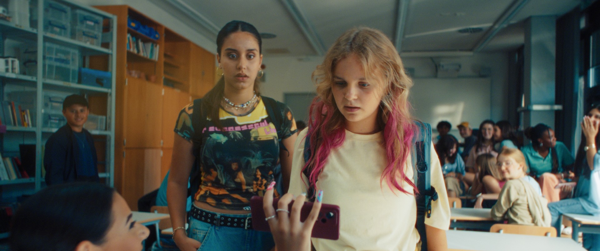 cab7e03-p-313179-print4.jpg - IN München - Das Stadtmagazin Bilder aus Pferd am Stiel