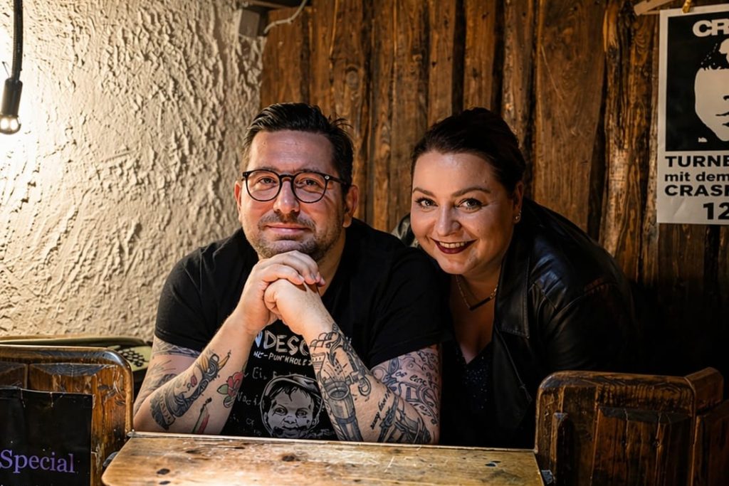 crash-betreiber-kasse - IN München - Das Stadtmagazin Florian & Patricia vom Crash