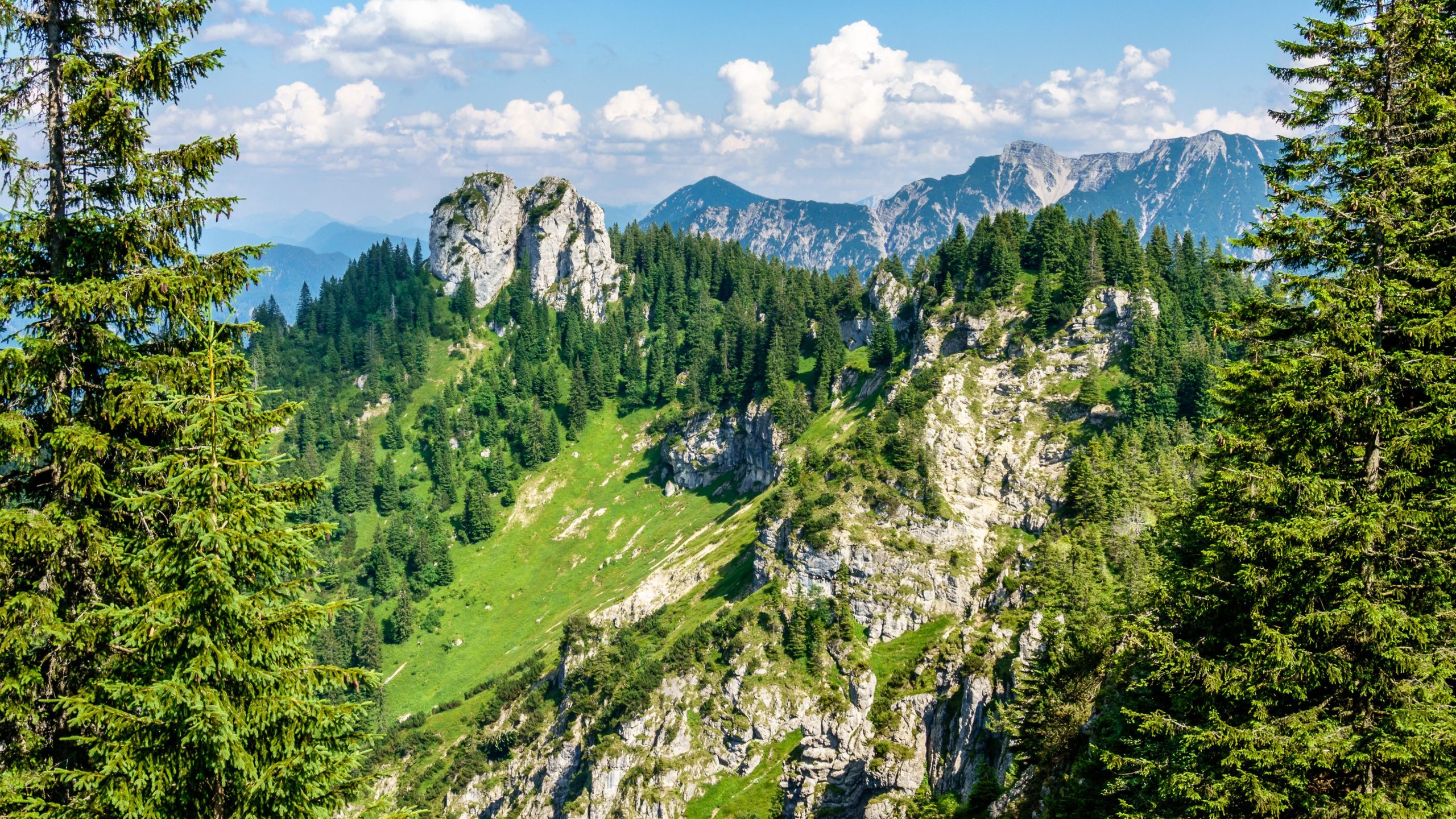 Blick auf das Ettaler Manndl, Wanderung mit Teenagern