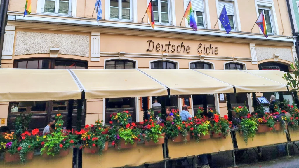 deutsche-eiche-schani-aw - IN München - Das Stadtmagazin Schanigarten Deutsche Eiche