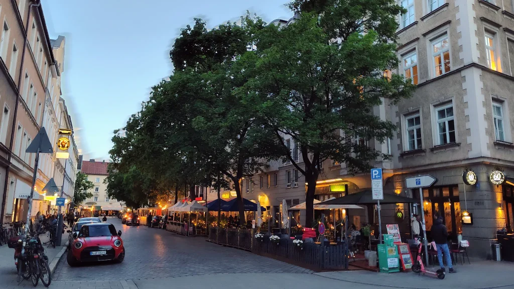 schanigaerten-occamstrasse-aw - IN München - Das Stadtmagazin Schanigärten in der Occamstraße