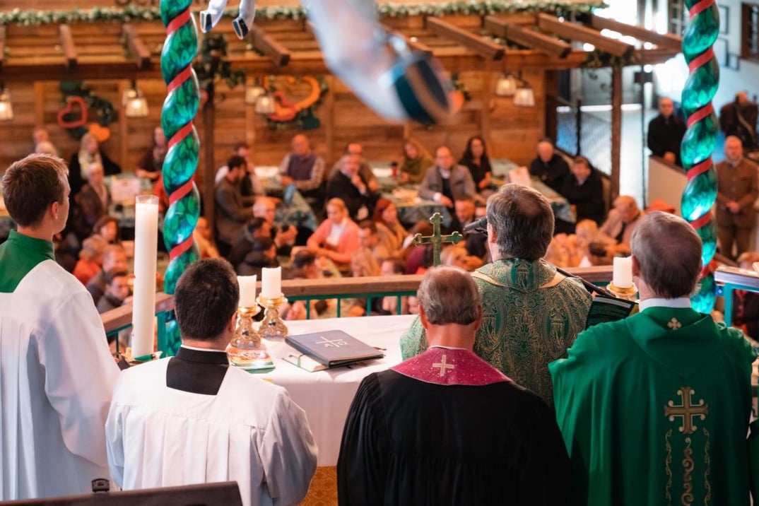 Wiesn-Gottesdienst im Marstall-Festzelt