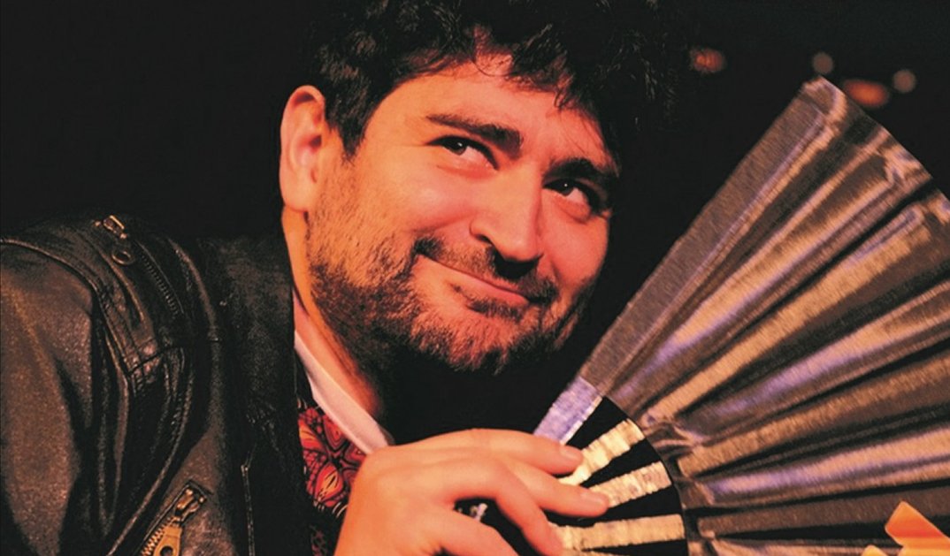 Sebastian Humi – Arabisch – Katholisch – Schwul – Das zerissene Kind