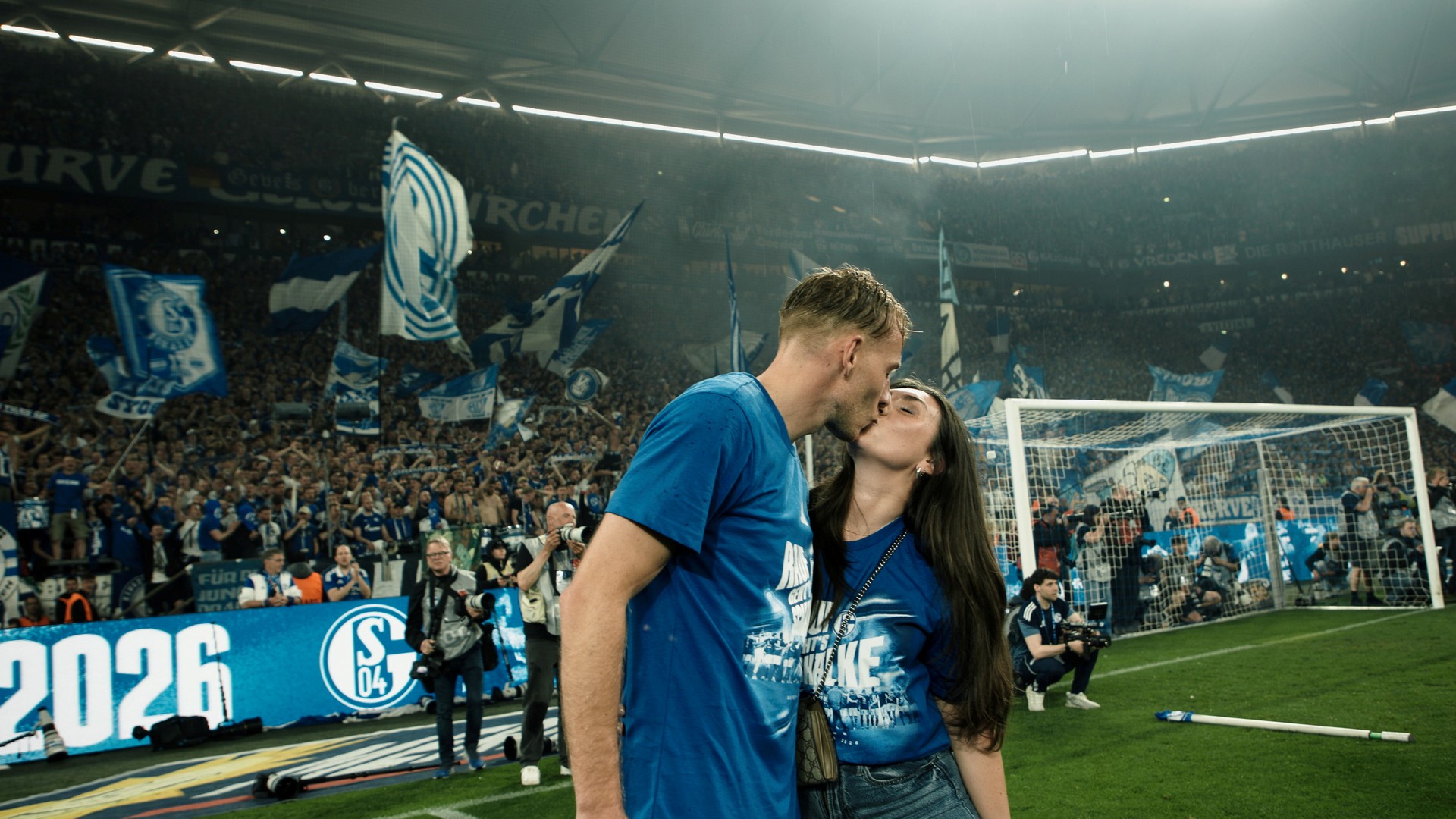 de9a9bf-p-315660-print5.jpg - IN München - Das Stadtmagazin Bilder aus Mythos Schalke - Ein Leben lang