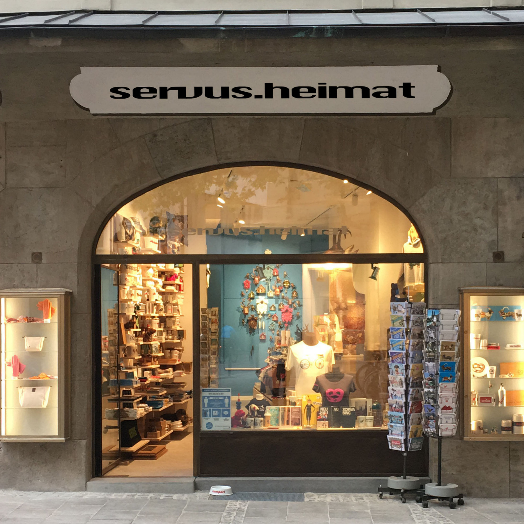 - IN München - Das Stadtmagazin Moderne Geschenkideen & Souvenirs mit Heimatliebe: servus.heimat