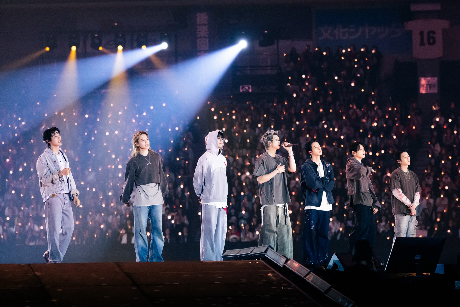 09af667-p-316811-print1.jpg - IN München - Das Stadtmagazin Bilder aus BTS World Tour'ARIRANG' in São Paulo: Live Viewing