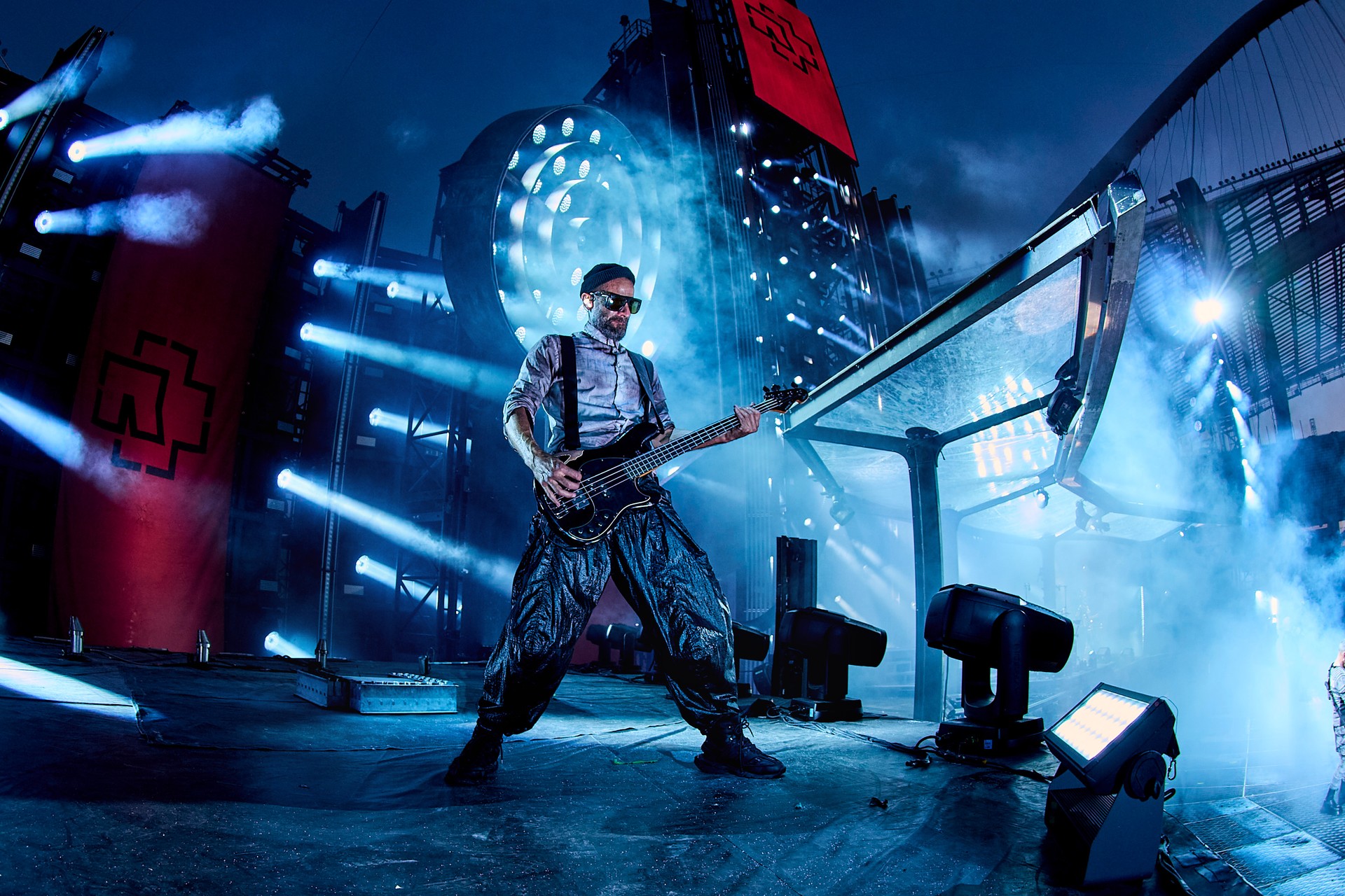6b3e119-p-316812-print4.jpg - IN München - Das Stadtmagazin Bilder aus Rammstein - Live in Mexico City