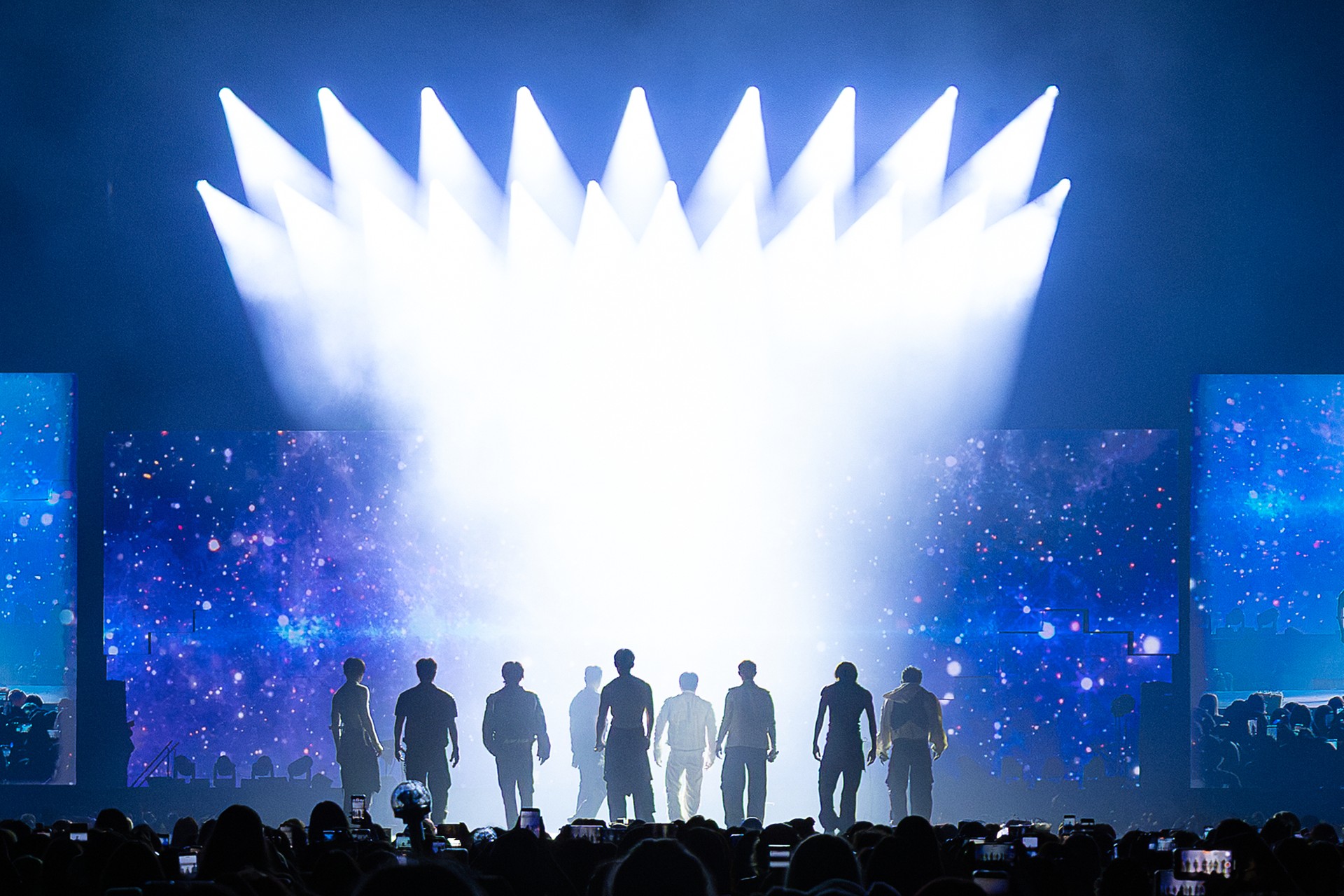 Bilder aus Seventeen World Tour [New_] in Japan: Live Viewing