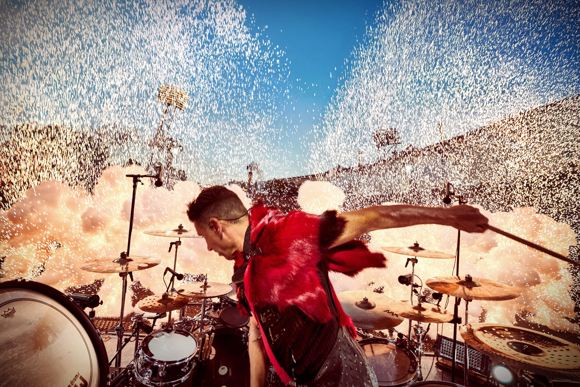 a241b02-p-316812-print1.jpg - IN München - Das Stadtmagazin Bilder aus Rammstein - Live in Mexico City