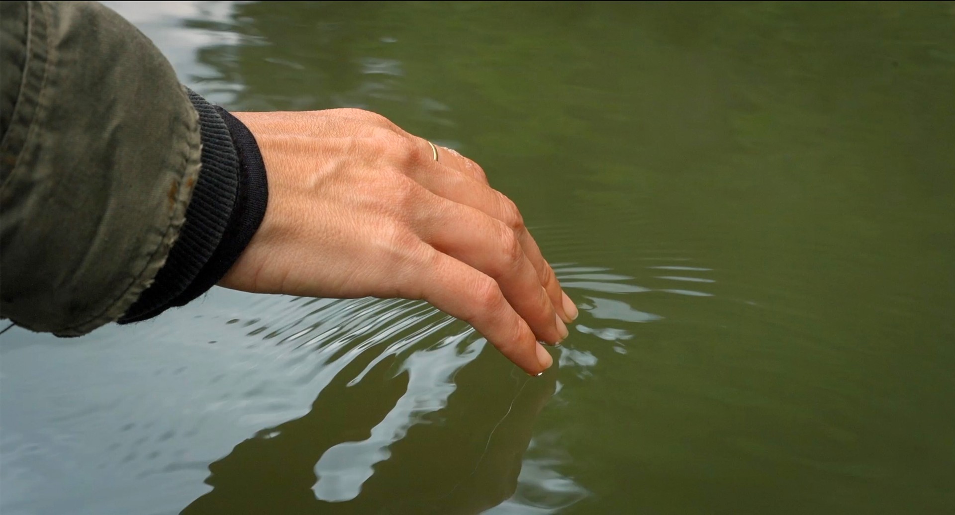 cf89f92-p-302678-print1.jpg - IN München - Das Stadtmagazin Bilder aus I Am The River, The River Is Me
