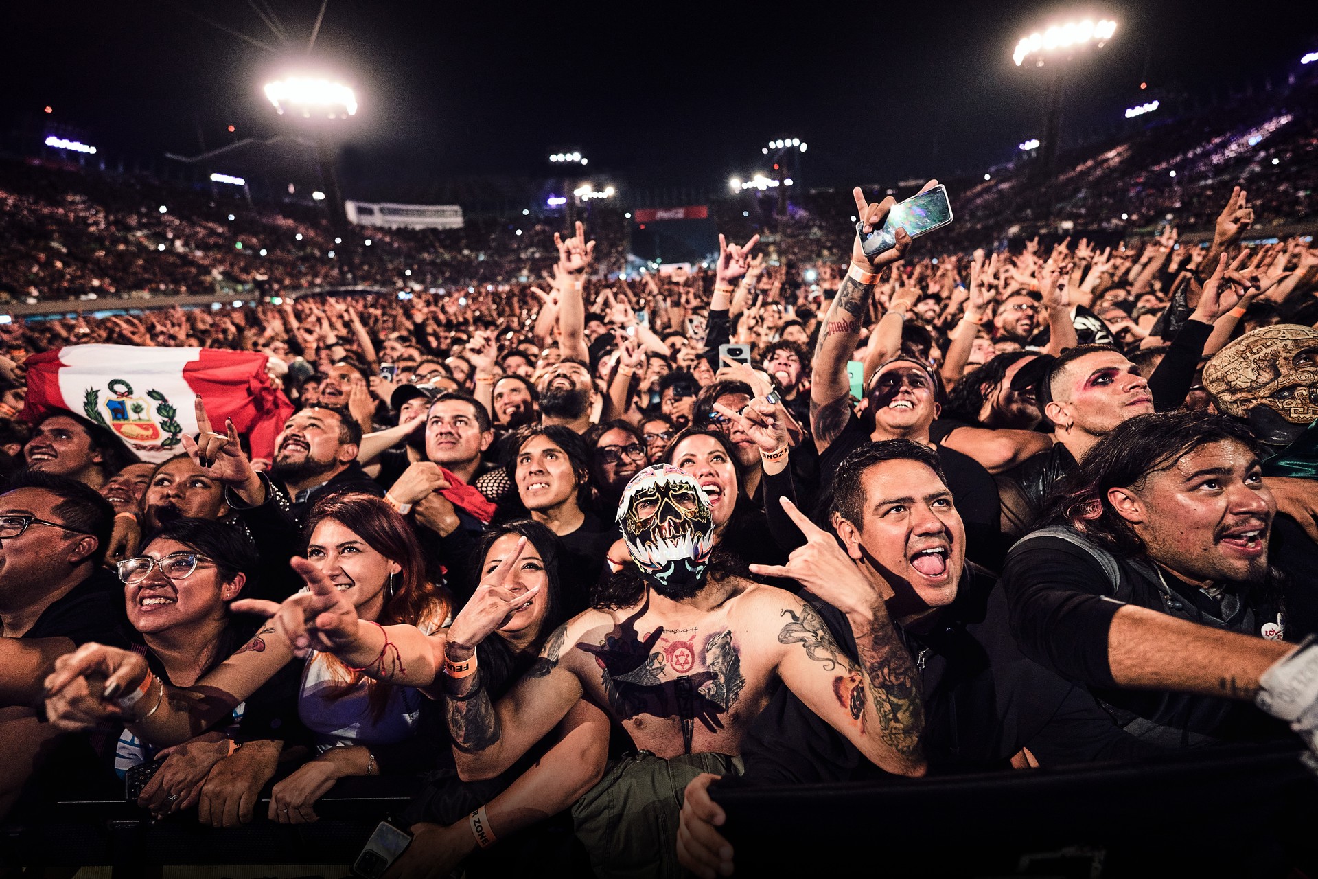 e412c25-p-316812-print5.jpg - IN München - Das Stadtmagazin Bilder aus Rammstein - Live in Mexico City