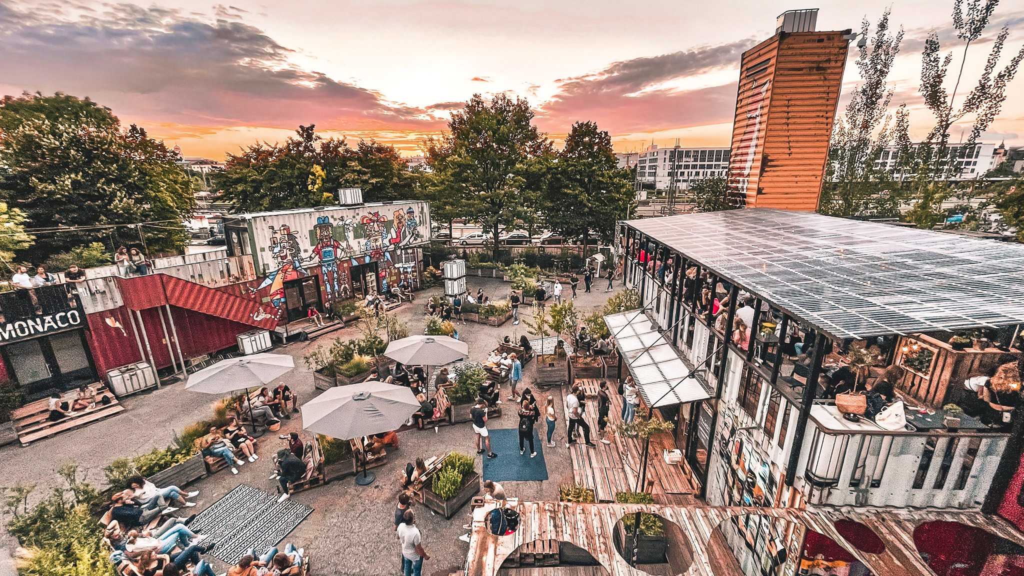 Container Rave Noch ein Open-Air-Rave zwischen Containern - IN München